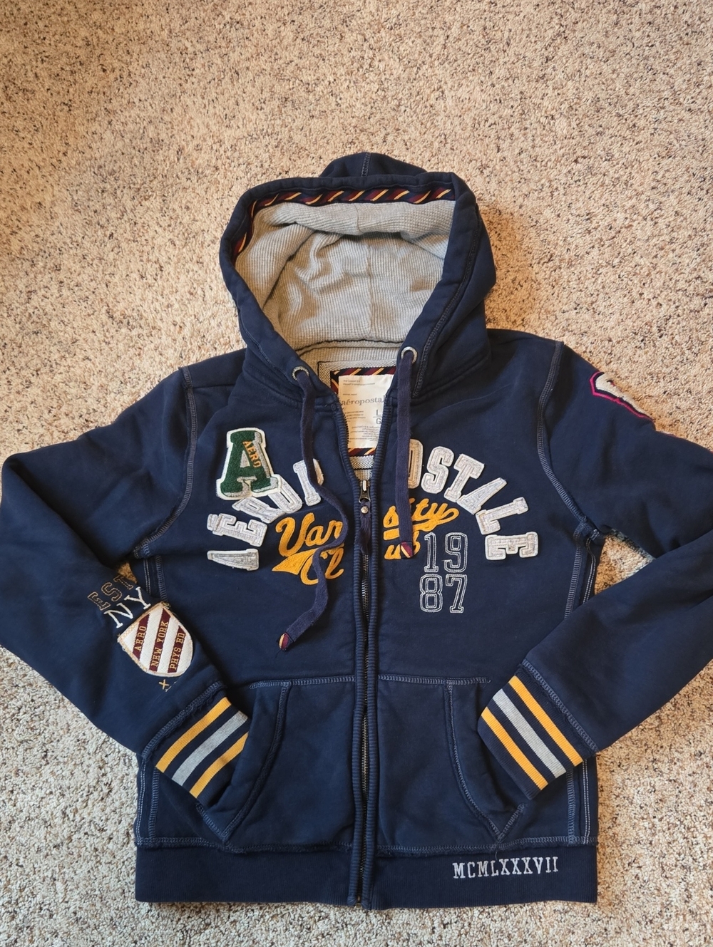 Vintage Y2K Aeropostale Varsity Logo Letters Lined Hoodie NICE!